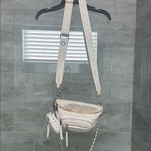 Steve Madden Stylish white and silver Crossbody Bag